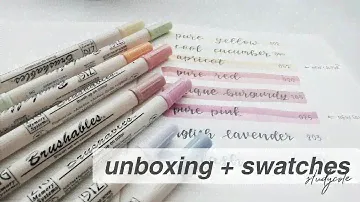 unboxing kuretake zig brushables + swatches
